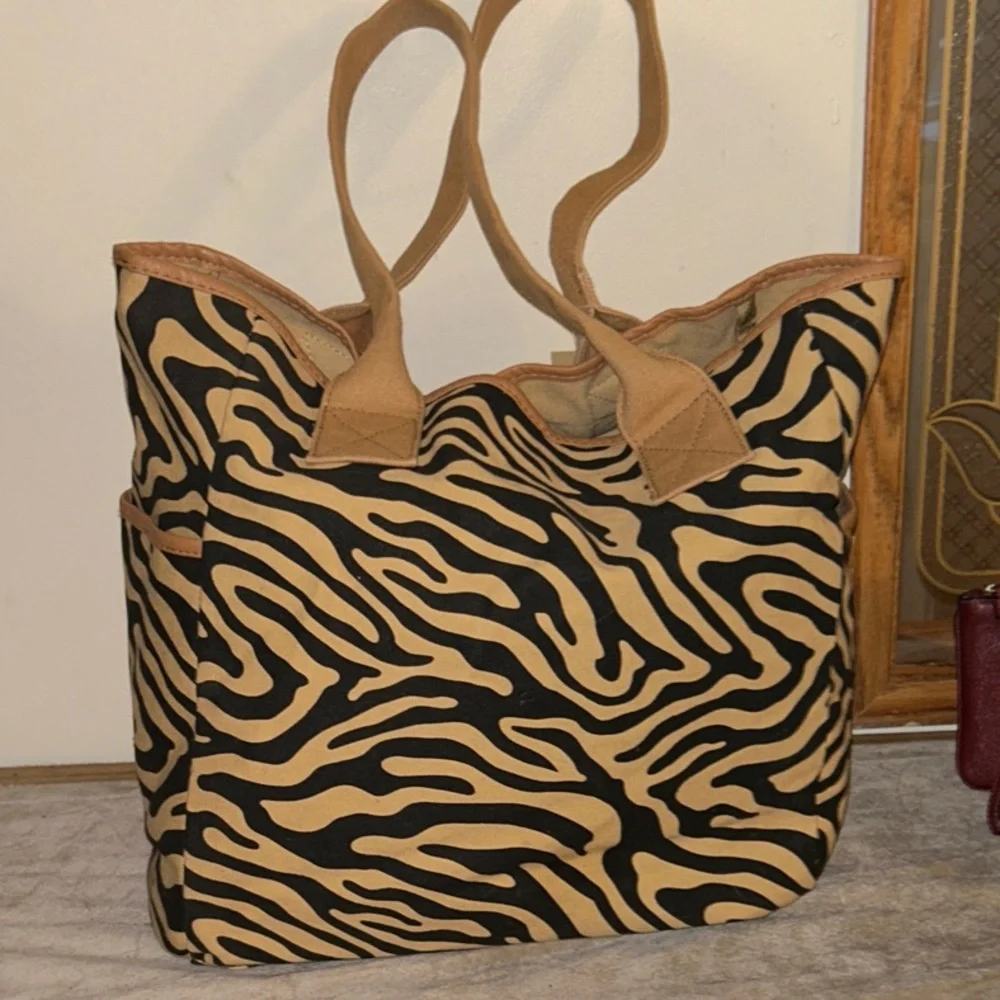 Large Zebra Canvas Craft Tote Bag NWT‎